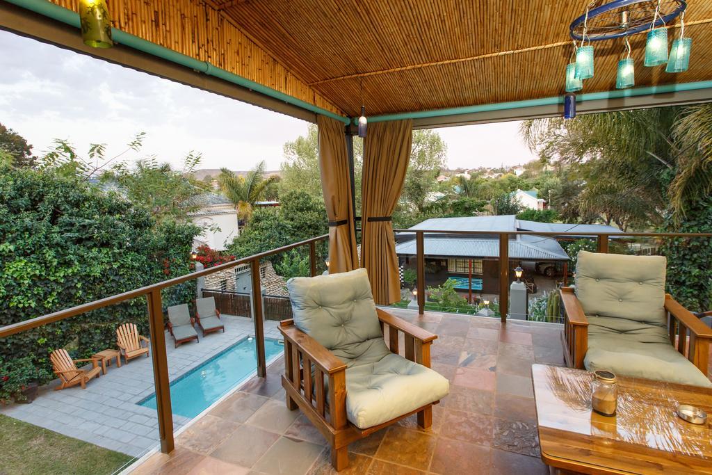 Miles B&B Guest House Оудсхорн Экстерьер фото