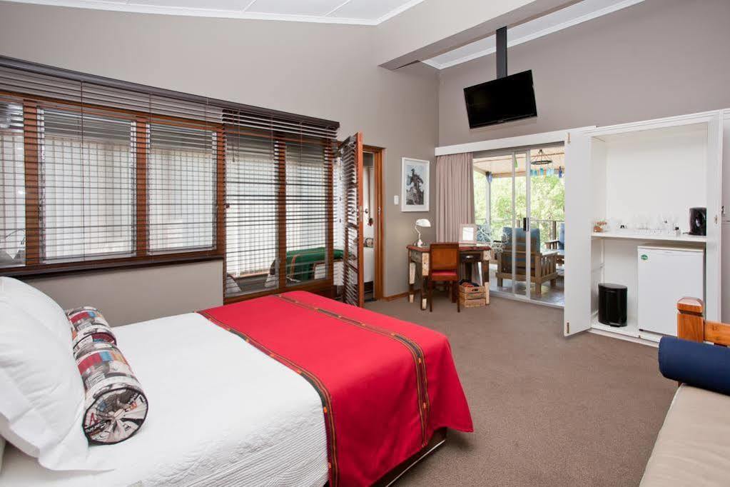 Miles B&B Guest House Оудсхорн Экстерьер фото